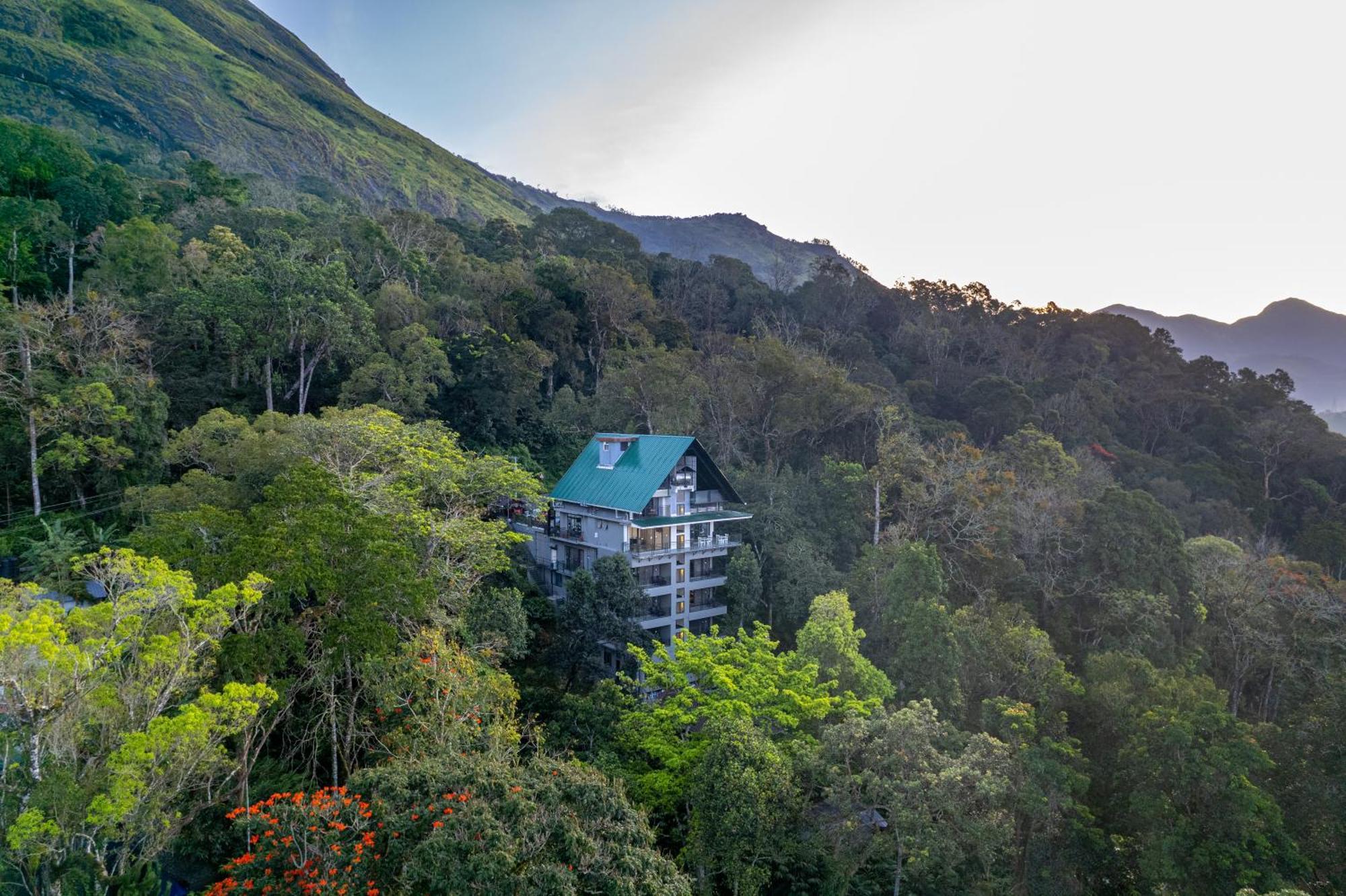K Mansion Lägenhet Munnar Exteriör bild