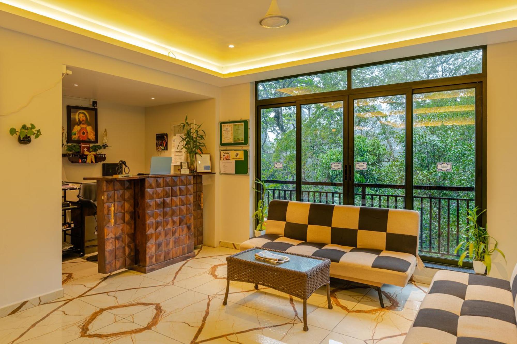 K Mansion Lägenhet Munnar Exteriör bild