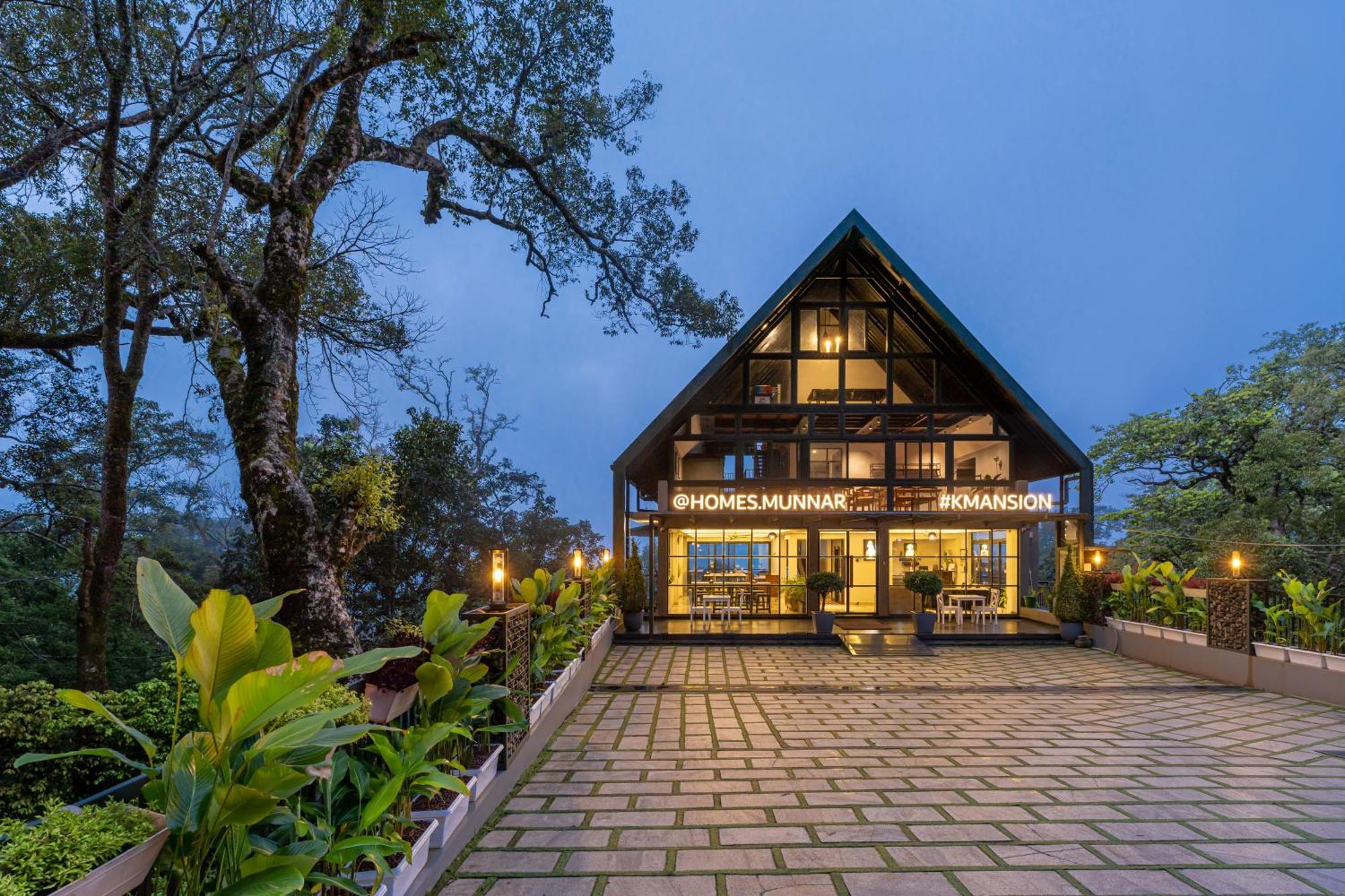 K Mansion Lägenhet Munnar Exteriör bild
